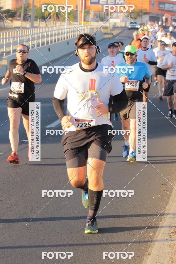 Buy your photos of the event1� Iguatemi Esplanada Business RUN 7K on Fotop