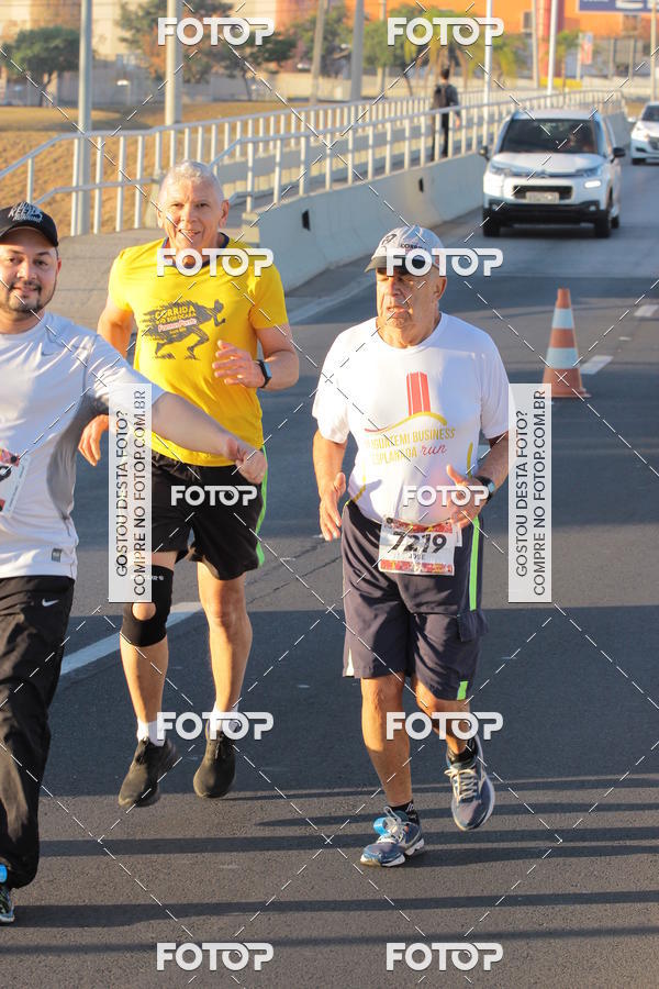 Buy your photos of the event1� Iguatemi Esplanada Business RUN 7K on Fotop