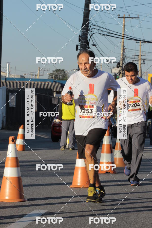 Buy your photos of the event1� Iguatemi Esplanada Business RUN 7K on Fotop