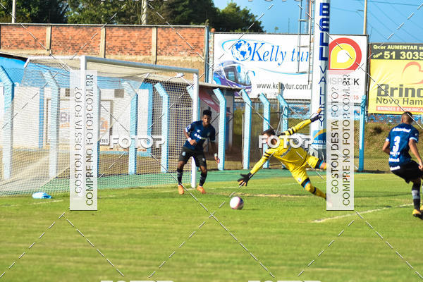 Buy your photos of the eventEsporte Clube Novo Hamburgo x Gr�mio  Estadual  Junior on Fotop