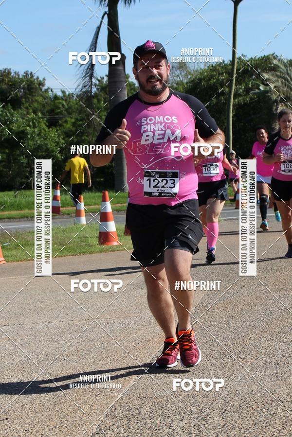 Buy your photos of the eventCorrida Pink do Bem on Fotop