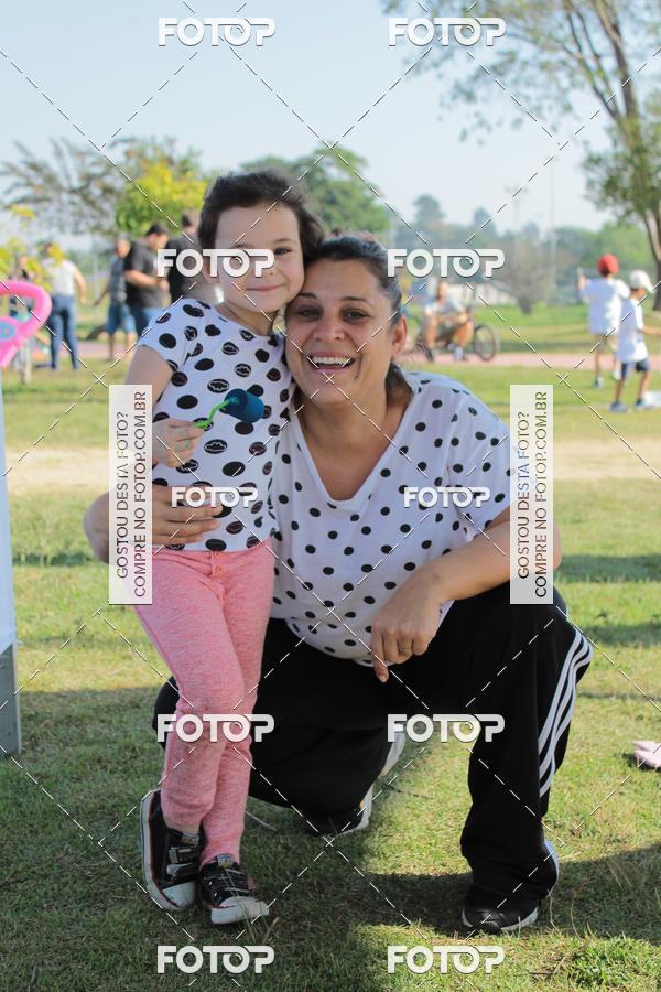 Buy your photos of the eventCosturando Memrias - Semana Mundial do Brincar on Fotop