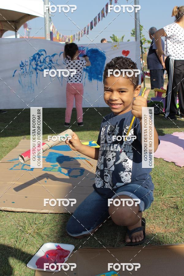 Buy your photos of the eventCosturando Memrias - Semana Mundial do Brincar on Fotop