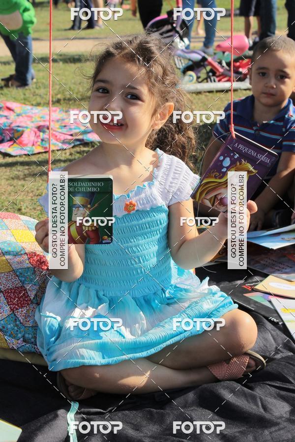 Buy your photos of the eventCosturando Memrias - Semana Mundial do Brincar on Fotop