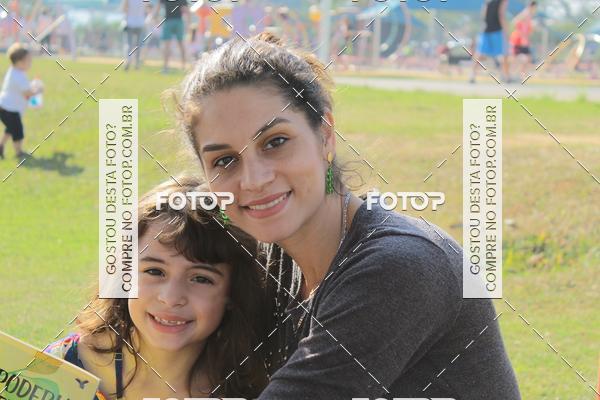 Buy your photos of the eventCosturando Memrias - Semana Mundial do Brincar on Fotop