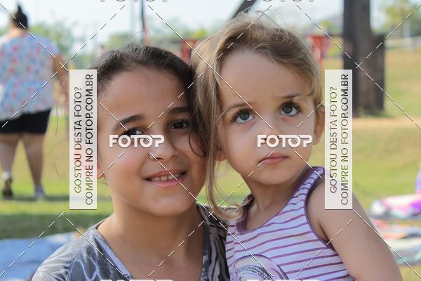 Buy your photos of the eventCosturando Memrias - Semana Mundial do Brincar on Fotop