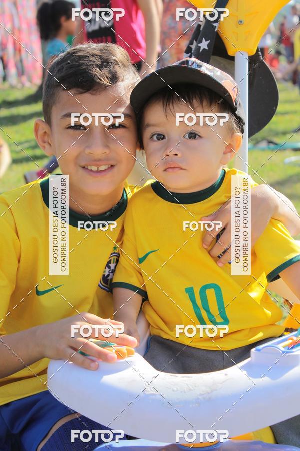 Buy your photos of the eventCosturando Memrias - Semana Mundial do Brincar on Fotop