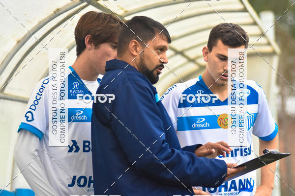 Buy your photos of the eventGR�MIO X NOVO HAMBURGO GAUCH�O SUB20 on Fotop