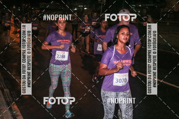 Buy your photos of the eventHalloween Night Run on Fotop