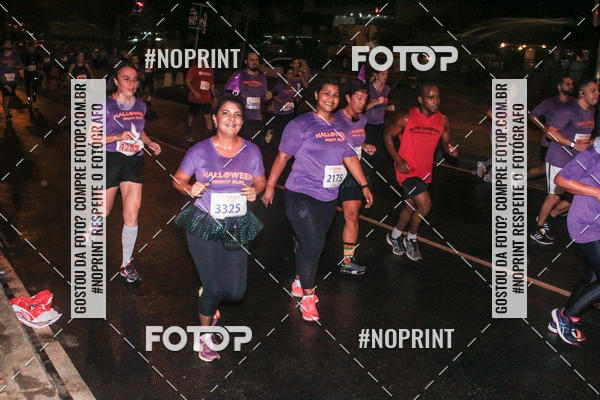 Buy your photos of the eventHalloween Night Run on Fotop
