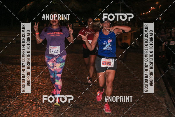 Buy your photos of the eventHalloween Night Run on Fotop