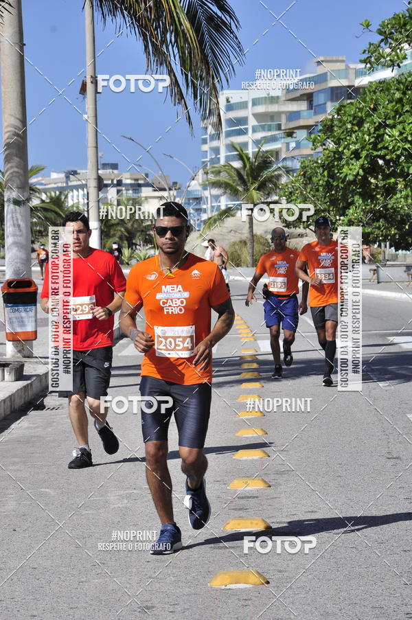 Buy your photos of the eventMEIA MARATONA DE CABO FRIO on Fotop