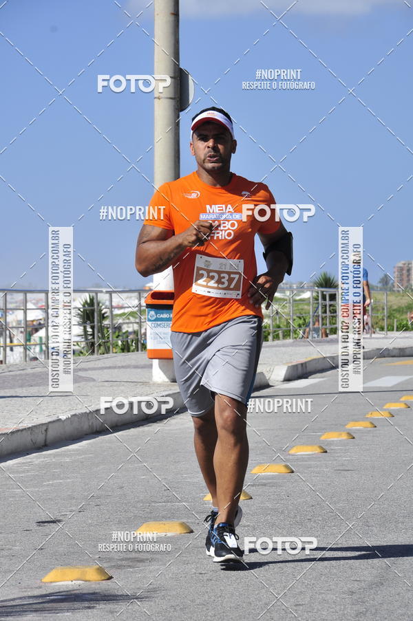 Buy your photos of the eventMEIA MARATONA DE CABO FRIO on Fotop
