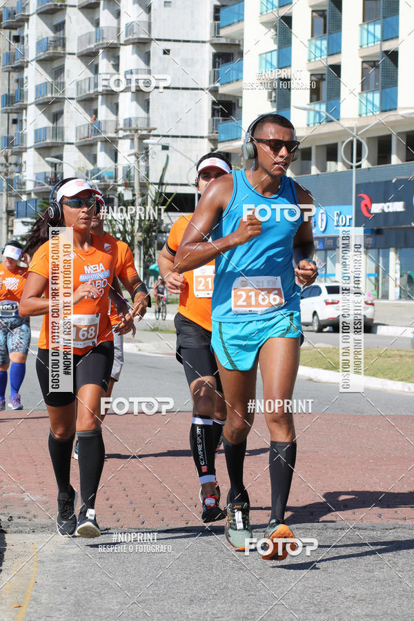 Buy your photos of the eventMEIA MARATONA DE CABO FRIO on Fotop