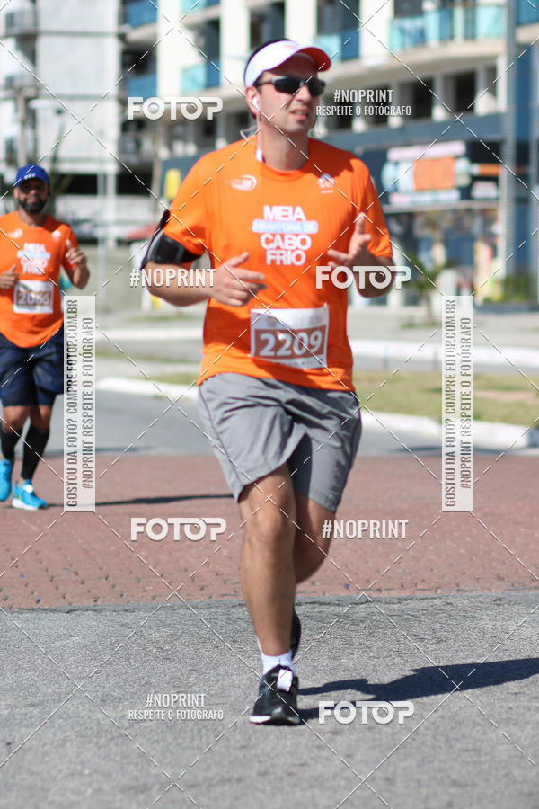Buy your photos of the eventMEIA MARATONA DE CABO FRIO on Fotop