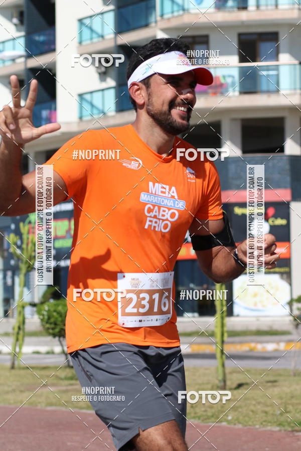 Buy your photos of the eventMEIA MARATONA DE CABO FRIO on Fotop