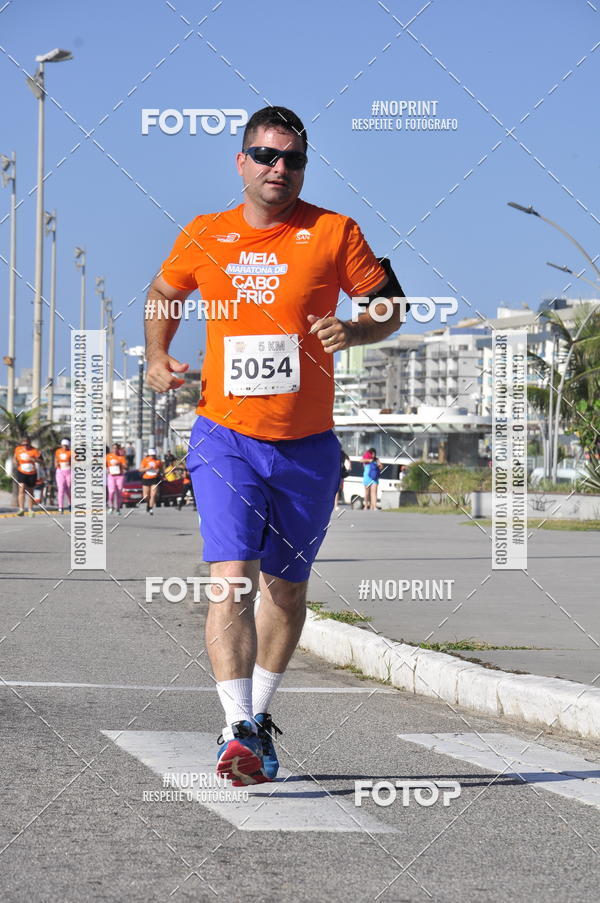 Buy your photos of the eventMEIA MARATONA DE CABO FRIO on Fotop