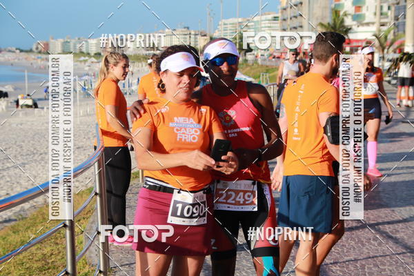 Buy your photos of the eventMEIA MARATONA DE CABO FRIO on Fotop