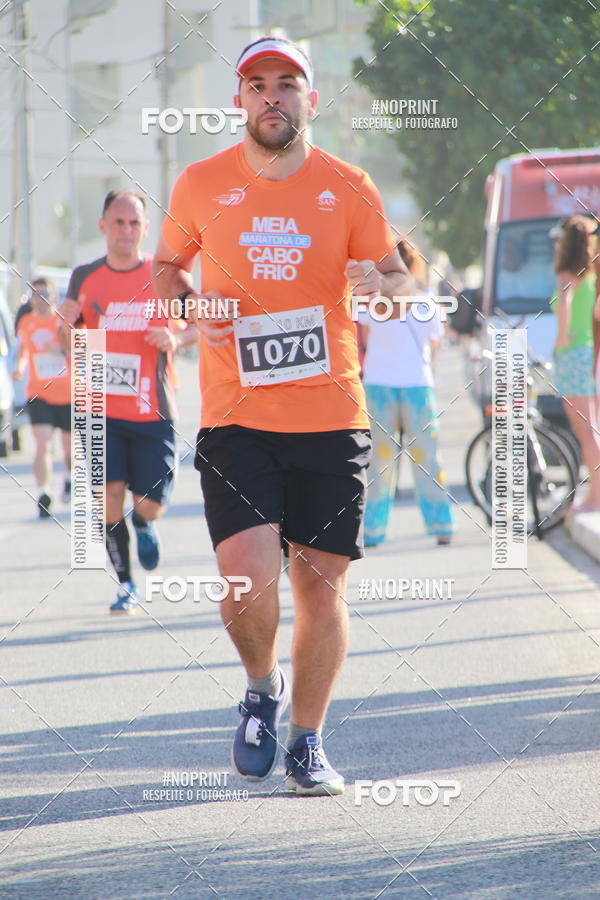 Buy your photos of the eventMEIA MARATONA DE CABO FRIO on Fotop