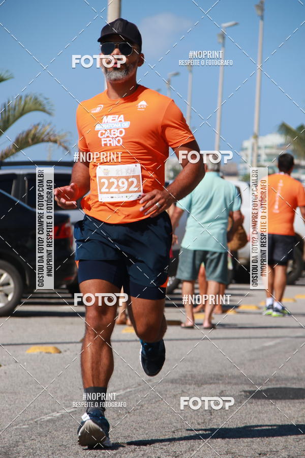 Buy your photos of the eventMEIA MARATONA DE CABO FRIO on Fotop