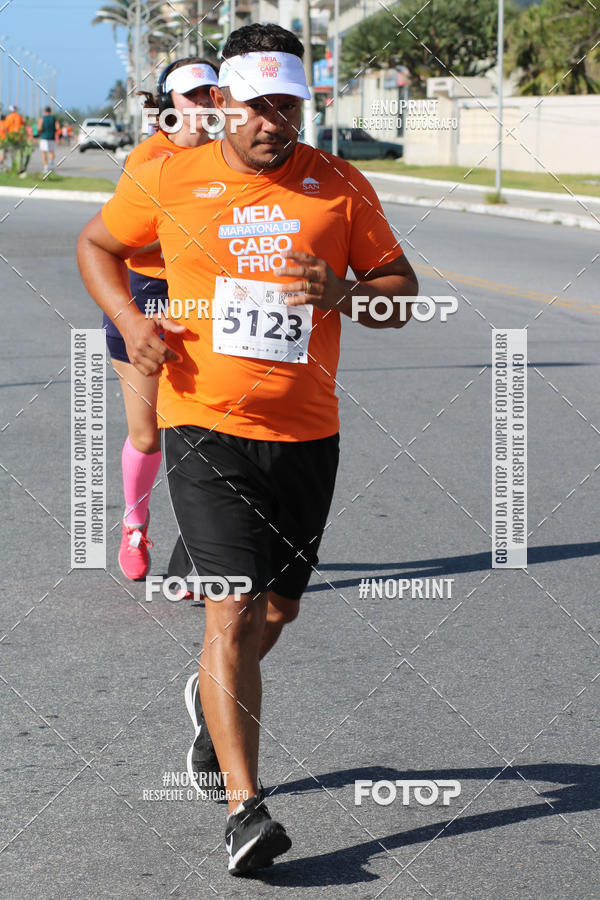 Buy your photos of the eventMEIA MARATONA DE CABO FRIO on Fotop