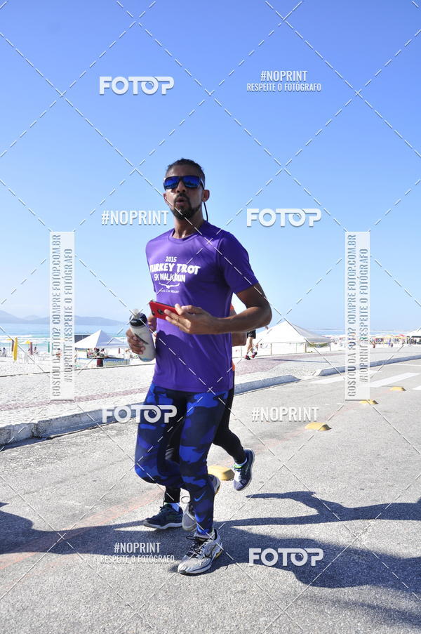 Buy your photos of the eventMEIA MARATONA DE CABO FRIO on Fotop