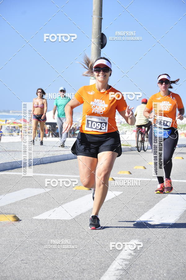 Buy your photos of the eventMEIA MARATONA DE CABO FRIO on Fotop