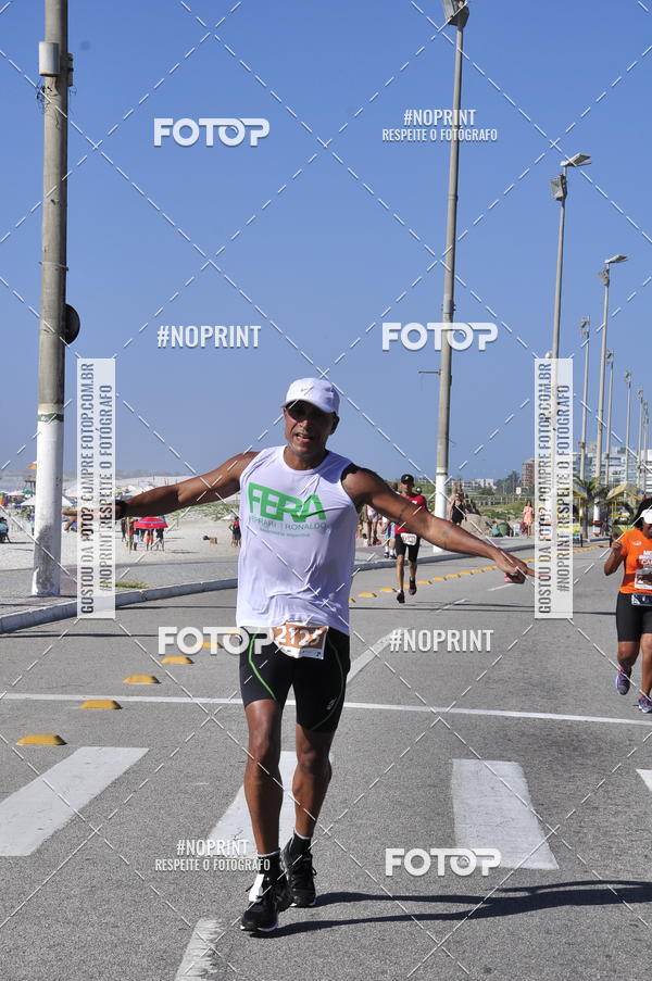 Buy your photos of the eventMEIA MARATONA DE CABO FRIO on Fotop
