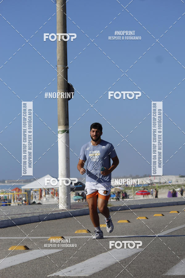 Buy your photos of the eventMEIA MARATONA DE CABO FRIO on Fotop