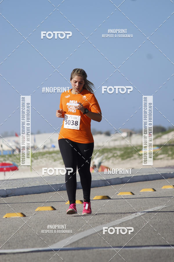 Buy your photos of the eventMEIA MARATONA DE CABO FRIO on Fotop