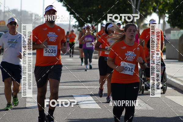Buy your photos of the eventMEIA MARATONA DE CABO FRIO on Fotop