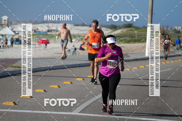 Buy your photos of the eventMEIA MARATONA DE CABO FRIO on Fotop