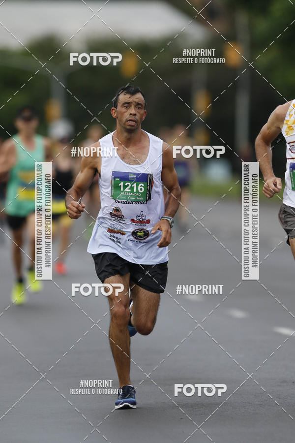 Buy your photos of the event36 Maratona de Porto Alegre on Fotop