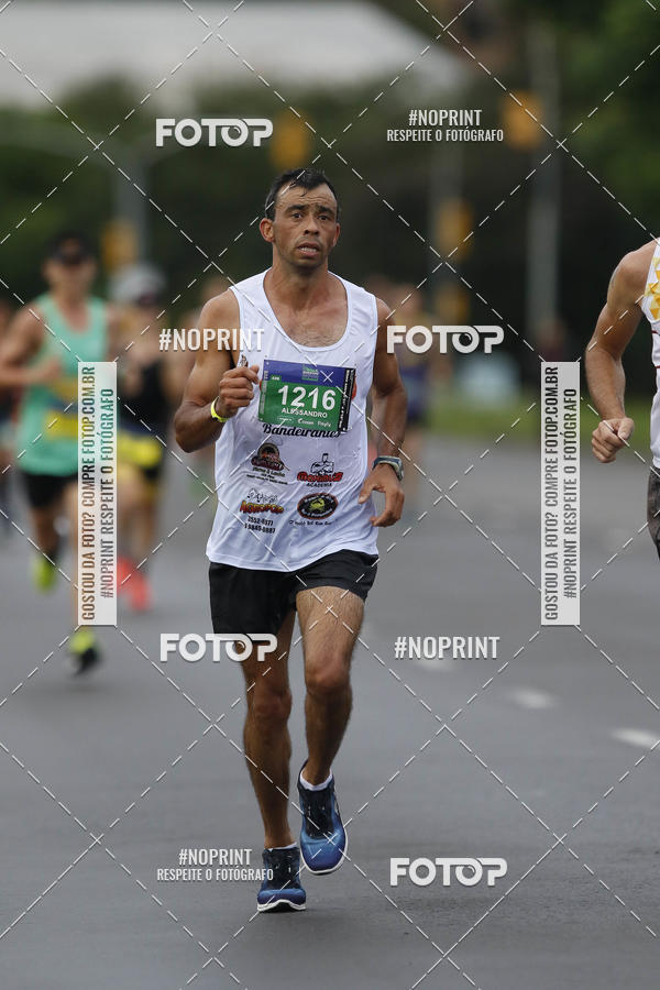 Buy your photos of the event36 Maratona de Porto Alegre on Fotop