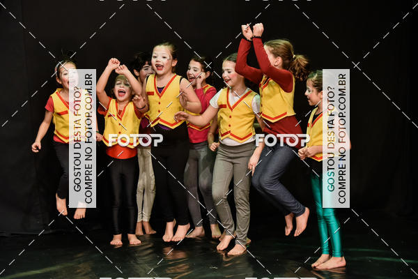 Buy your photos of the eventCabar� de F�rias on Fotop