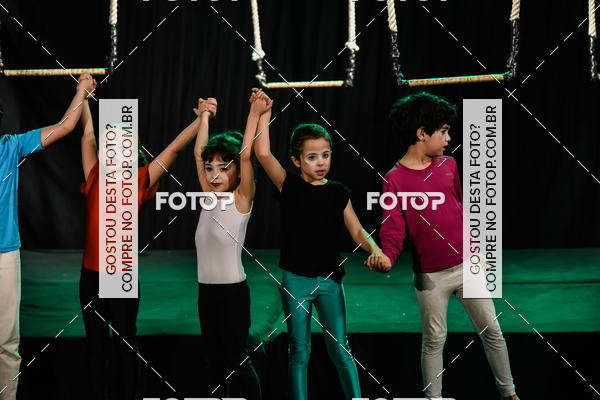 Buy your photos of the eventCabar� de F�rias on Fotop