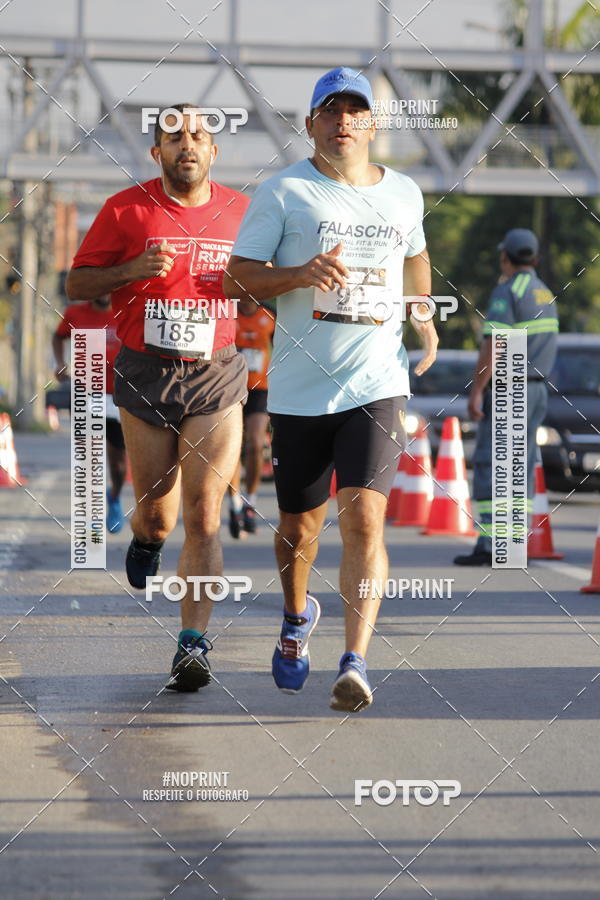 Buy your photos of the eventSantander Track & Field Run Series - Shopping Tambor on Fotop