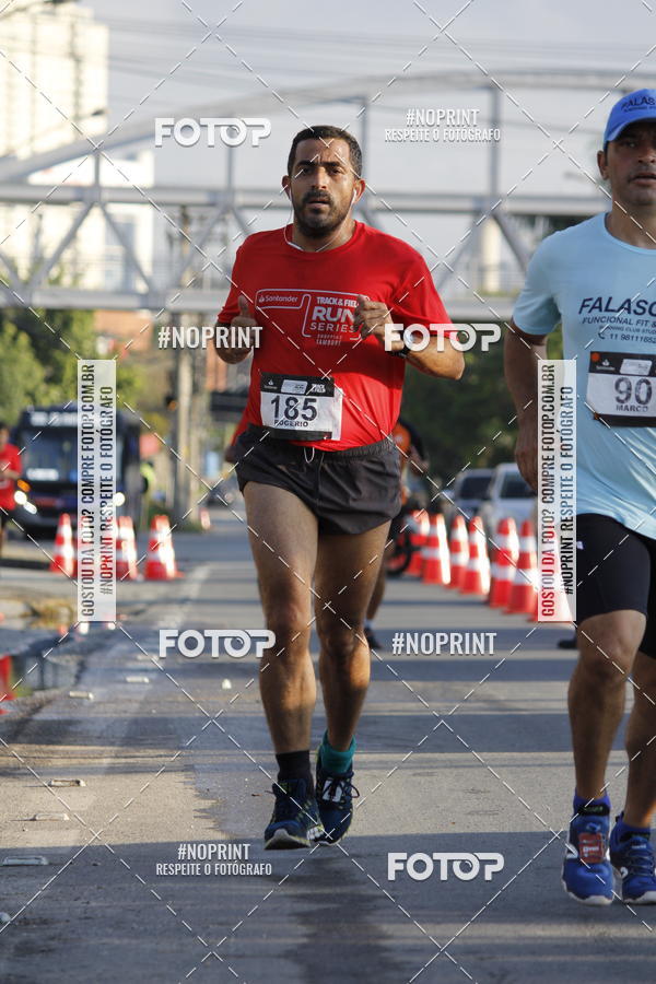 Buy your photos of the eventSantander Track & Field Run Series - Shopping Tambor on Fotop
