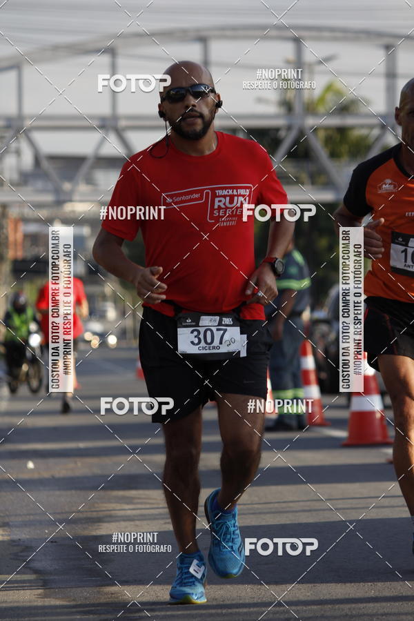 Buy your photos of the eventSantander Track & Field Run Series - Shopping Tambor on Fotop