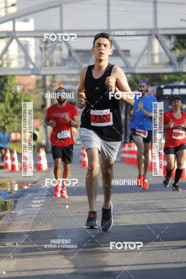 Buy your photos of the eventSantander Track & Field Run Series - Shopping Tambor on Fotop