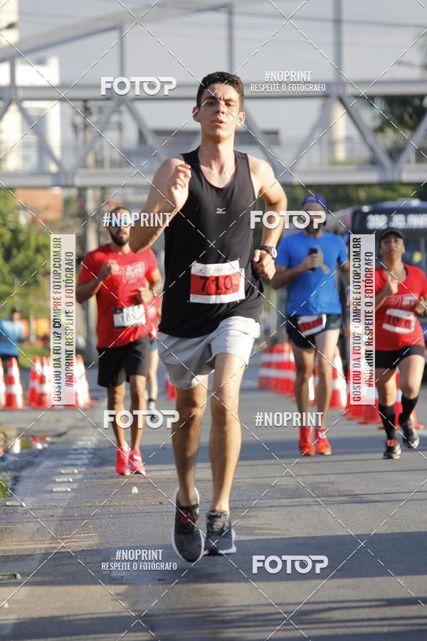 Buy your photos of the eventSantander Track & Field Run Series - Shopping Tambor on Fotop