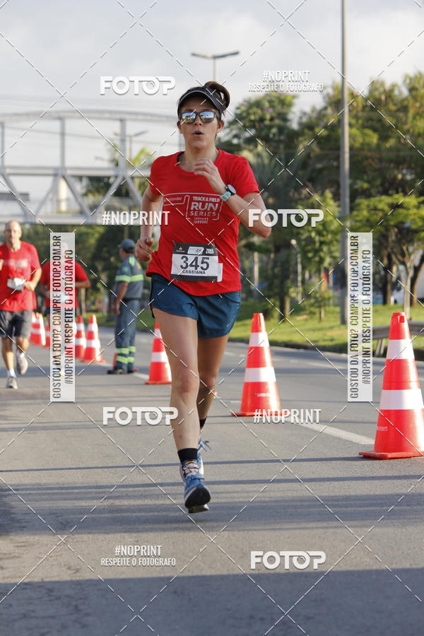 Buy your photos of the eventSantander Track & Field Run Series - Shopping Tambor on Fotop