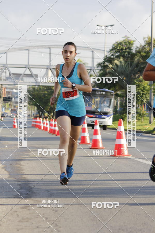 Buy your photos of the eventSantander Track & Field Run Series - Shopping Tambor on Fotop