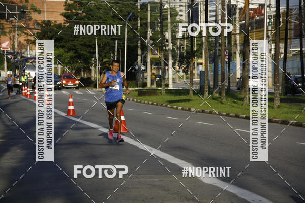 Buy your photos of the eventSantander Track & Field Run Series - Shopping Tambor on Fotop