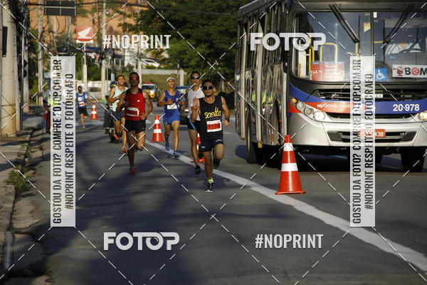 Buy your photos of the eventSantander Track & Field Run Series - Shopping Tambor on Fotop