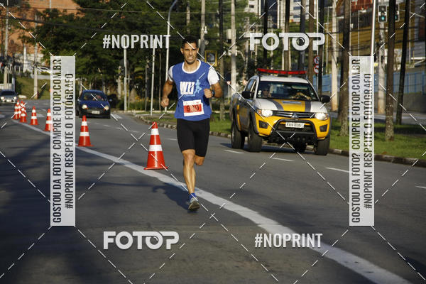Buy your photos of the eventSantander Track & Field Run Series - Shopping Tambor on Fotop