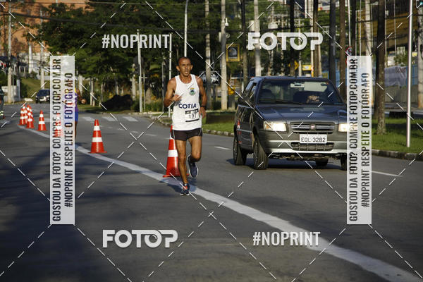 Buy your photos of the eventSantander Track & Field Run Series - Shopping Tambor on Fotop