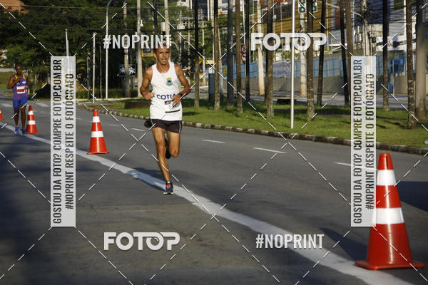 Buy your photos of the eventSantander Track & Field Run Series - Shopping Tambor on Fotop