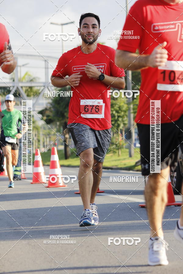 Buy your photos of the eventSantander Track & Field Run Series - Shopping Tambor on Fotop