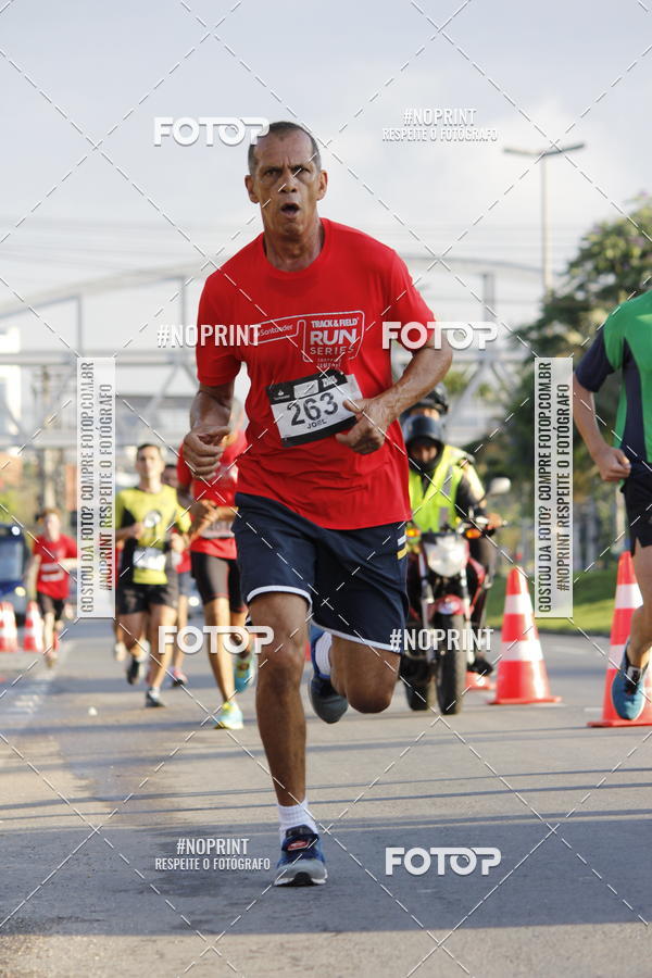 Buy your photos of the eventSantander Track & Field Run Series - Shopping Tambor on Fotop